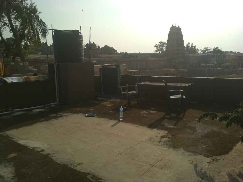 Mayuram Homestay Hampi Esterno foto